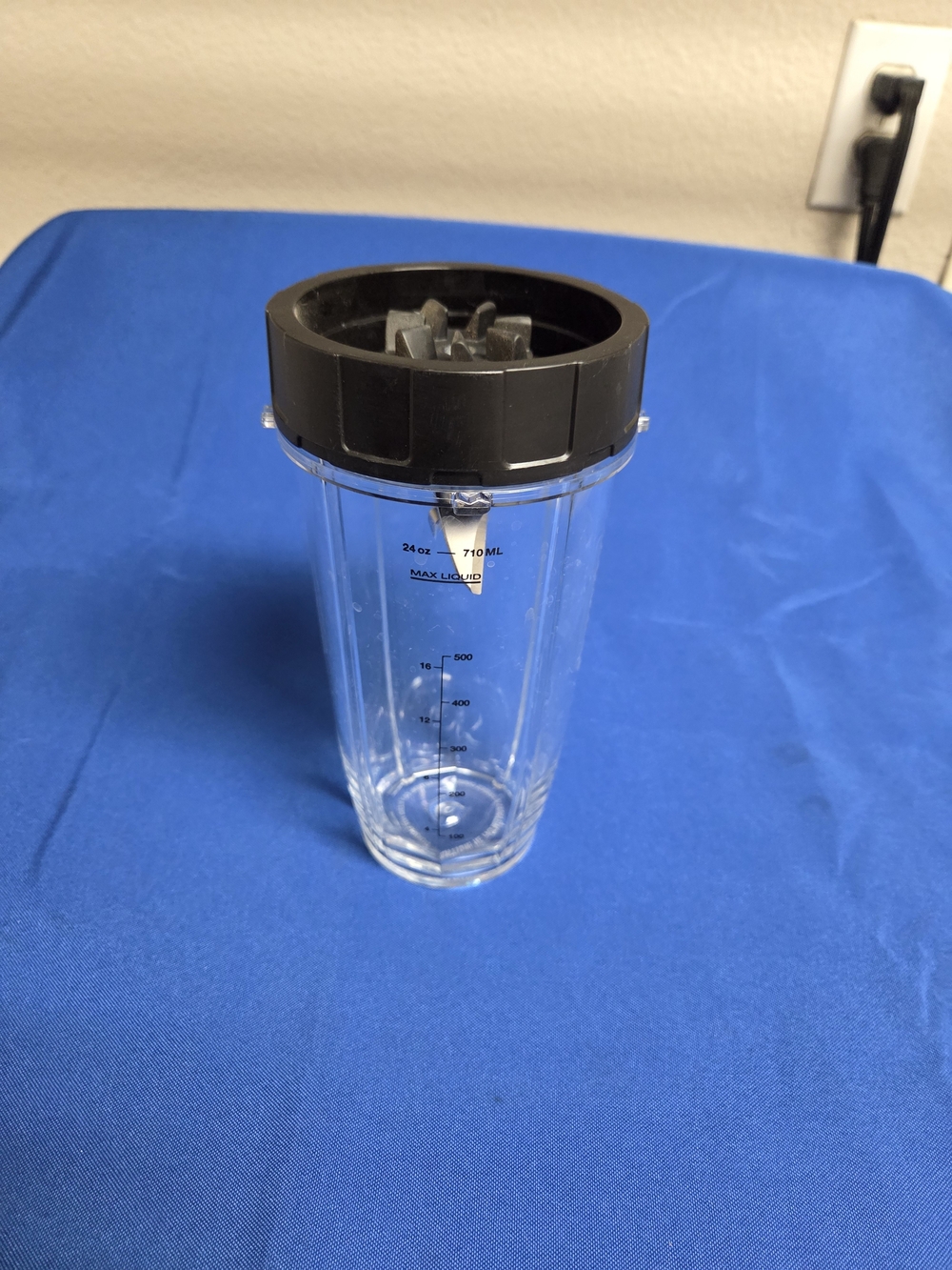 Nutri Ninja 24 Oz Single Serve Blender Cup with Blade Assembly Replacement OEM